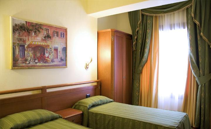 Hotel Bright Roma Ngoại thất bức ảnh
