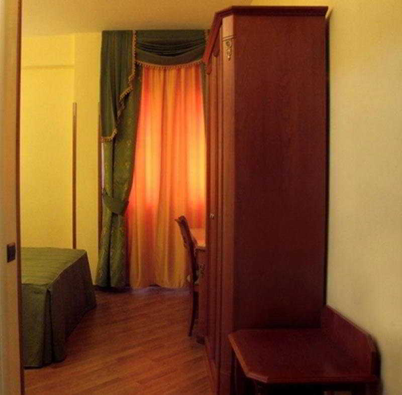 Hotel Bright Roma Ngoại thất bức ảnh